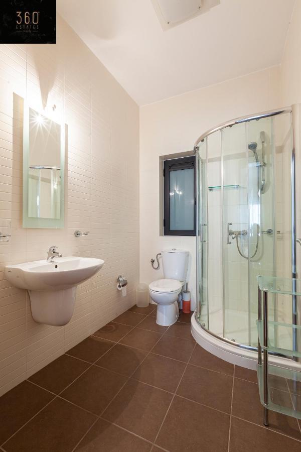 Pender Lux Complex - 3Br Unit With Private Parking By 360 Estates Apartment Saint Julian's Екстериор снимка